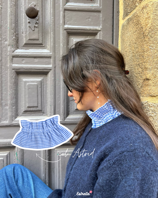 Astrid Victorian collar